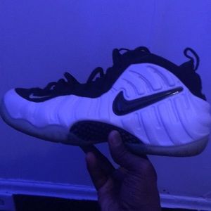 Nike Foamposite Pearl 2002 Size 10